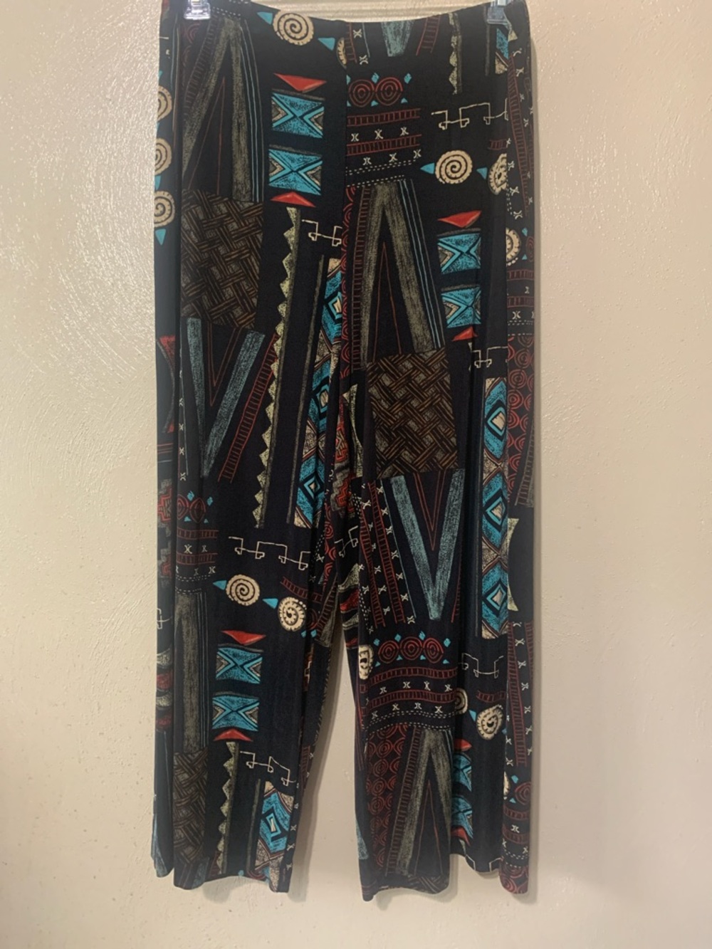 Chico's Black size 3 Geo-Print Ankle Cropped Pants Teal & Rust Accents